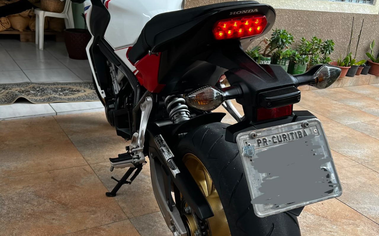 imagem-https://www.socarrao.com.br/sc-vehicle-images-prod/4309212/1791470524486-SU1HXzg0MjUuanBlZw.jpeg