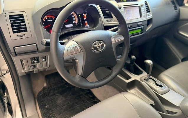 imagem-https://www.socarrao.com.br/sc-vehicle-images-prod/4309226/1791552841412-8459967_2_B_55aedce27d.jpeg