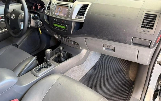 imagem-https://www.socarrao.com.br/sc-vehicle-images-prod/4309226/1791552841415-8459967_7_B_3ad1961d1d.jpeg