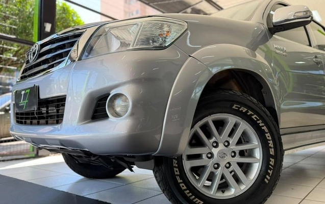 imagem-https://www.socarrao.com.br/sc-vehicle-images-prod/4309226/1791552841425-8459967_13_B_2932600d2c.jpeg
