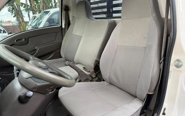 imagem-https://www.socarrao.com.br/sc-vehicle-images-prod/4309250/1792512049524-8555019_8_B_a1423bf2b4.jpeg