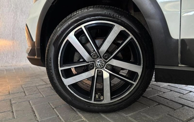 imagem-https://www.socarrao.com.br/sc-vehicle-images-prod/4309297/1791558332023-8544162_12_B_76c9f0b1ce.jpeg