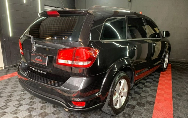 imagem-https://www.socarrao.com.br/sc-vehicle-images-prod/4309350/1792509600319-gb-a925608.jpeg