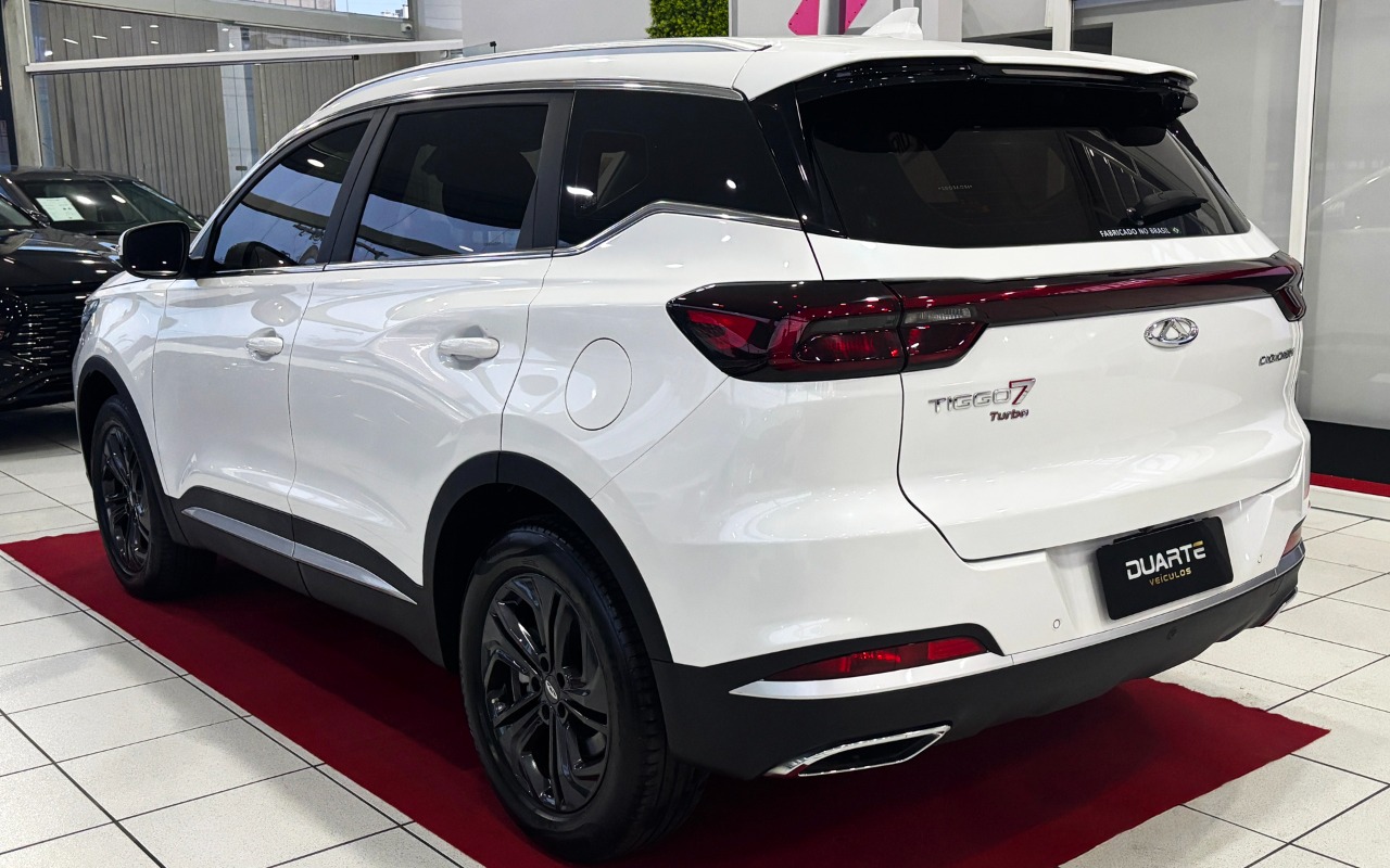 imagem-https://www.socarrao.com.br/sc-vehicle-images-prod/4309353/1791471071041-MDA2LmpwZw.jpg