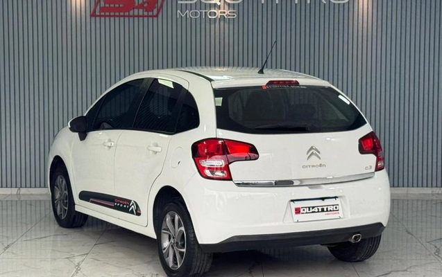 imagem-https://www.socarrao.com.br/sc-vehicle-images-prod/4309356/1791471193561-8505813_16_B_78908ea6ba.jpeg