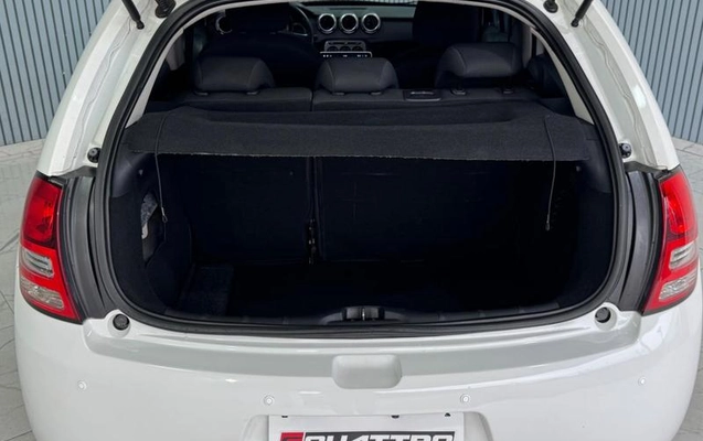 imagem-https://www.socarrao.com.br/sc-vehicle-images-prod/4309356/1791471193563-8505813_24_B_332d5f048c.jpeg