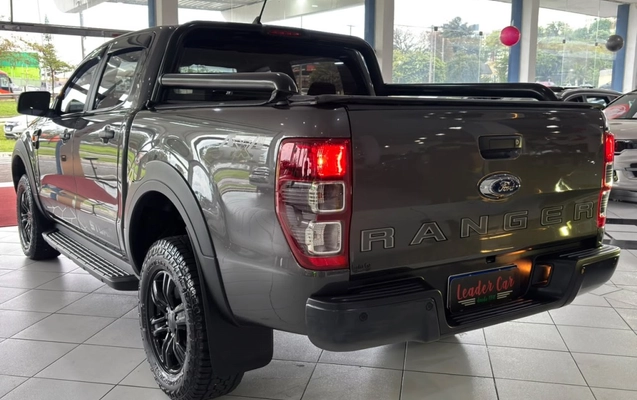 imagem-https://www.socarrao.com.br/sc-vehicle-images-prod/4309359/1791471130420-10_123213.jpg