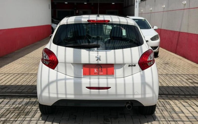 imagem-https://www.socarrao.com.br/sc-vehicle-images-prod/4309361/1792075811303-8552136_12_B_adc11e17cd.jpeg