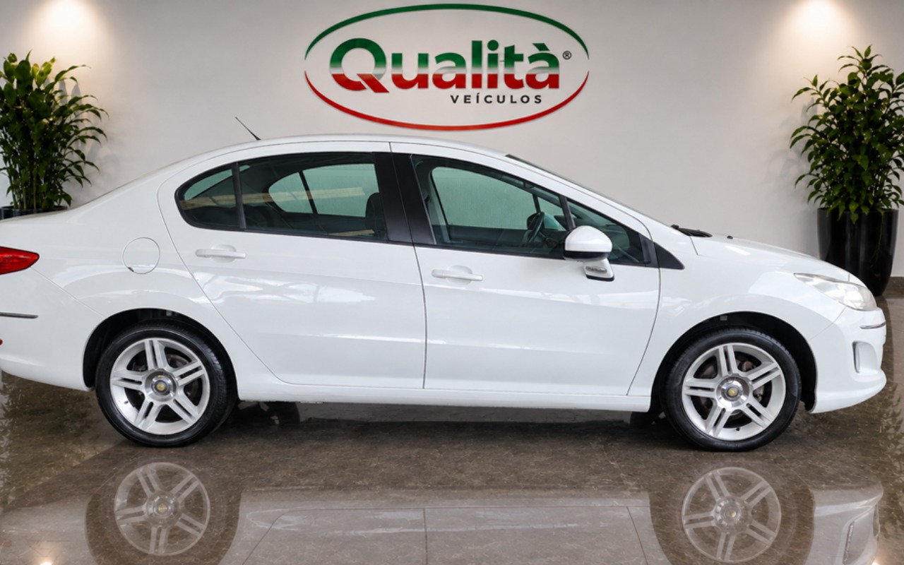 imagem-https://www.socarrao.com.br/sc-vehicle-images-prod/4309365/1791471227567-MDUucG5n.png