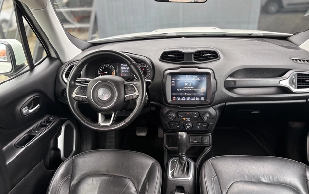 imagem-https://www.socarrao.com.br/sc-vehicle-images-prod/4309366/1791471263397-1_112559.jpg