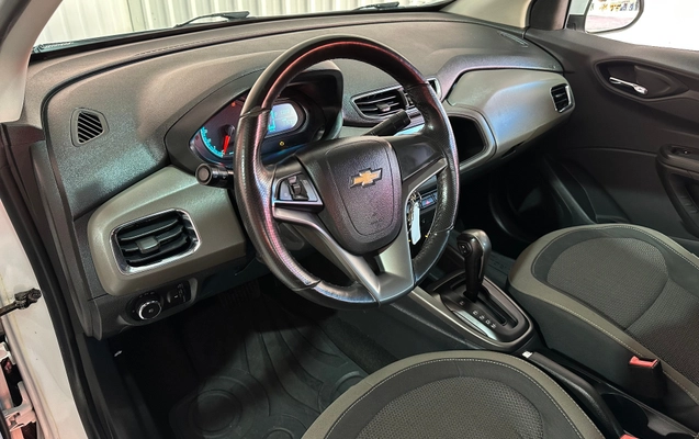 imagem-https://www.socarrao.com.br/sc-vehicle-images-prod/4309372/1791471384070-94d2de44a0d549a08a5c807b6087cd28_1791471088537.jpg