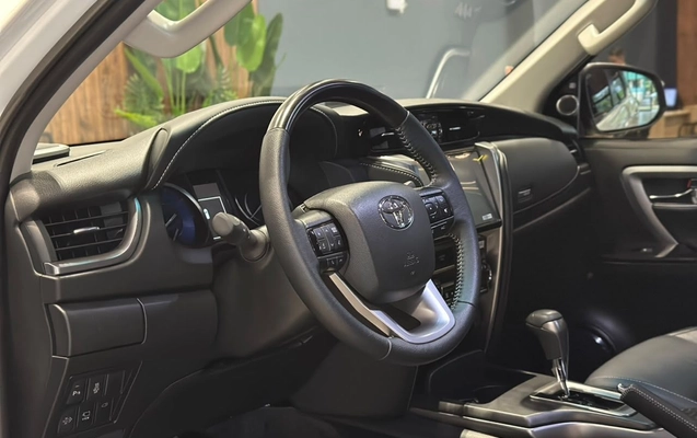 imagem-https://www.socarrao.com.br/sc-vehicle-images-prod/4309402/1791471510054-c2d413c68b934870b0b58c751e8a9ec8_1791471275190.jpg