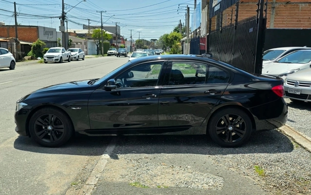 imagem-https://www.socarrao.com.br/sc-vehicle-images-prod/4309446/1791471743828-75kEmvLbdtbx9UtdDzR7tmQAWMdO2jVh.jpg
