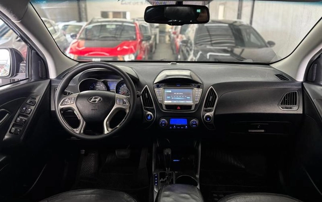 imagem-https://www.socarrao.com.br/sc-vehicle-images-prod/4309450/1791634292426-8460252_2_B_9bd75c82b7.jpeg