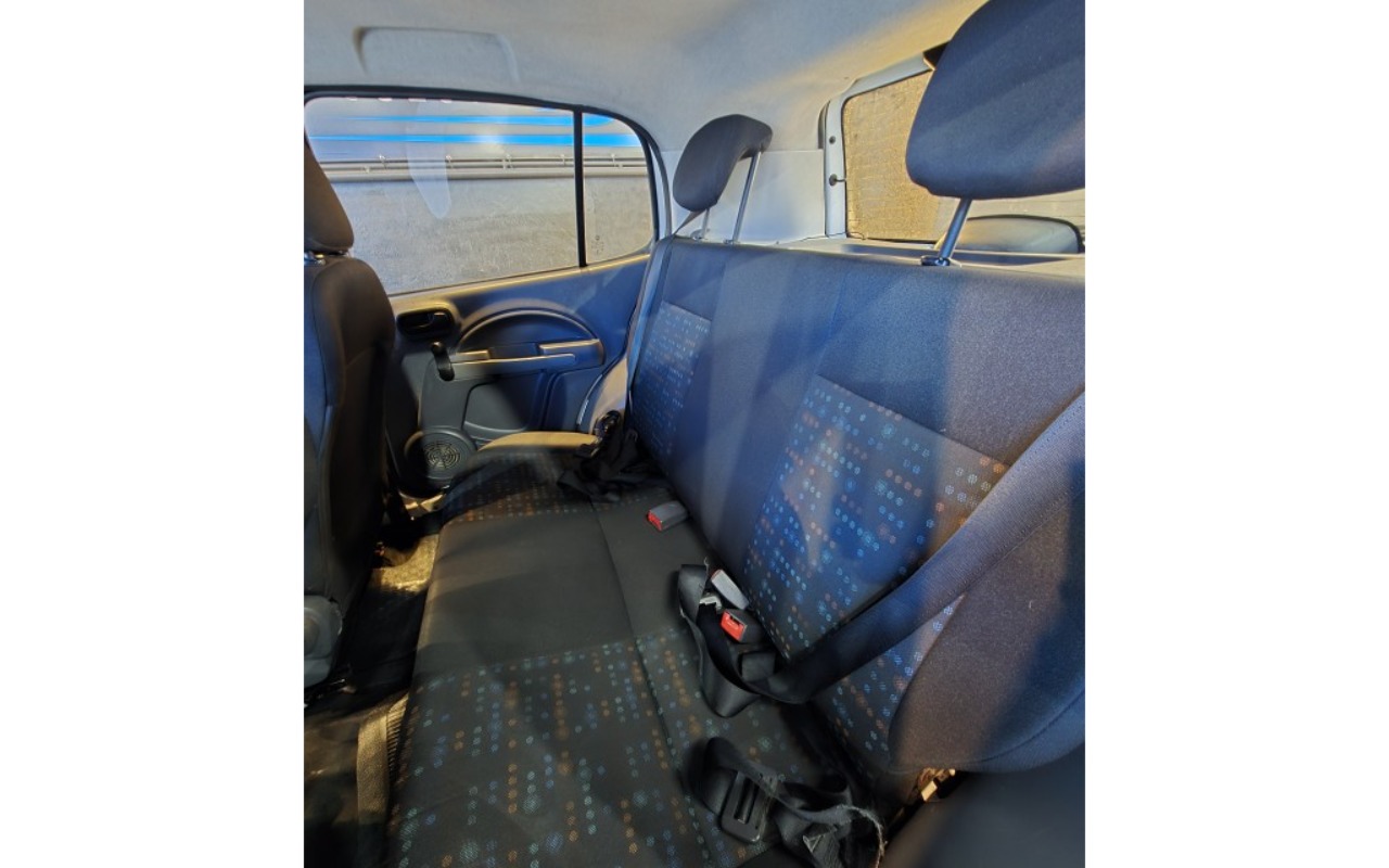 imagem-https://www.socarrao.com.br/sc-vehicle-images-prod/4309459/1791471923677-OS1lODc5NzVhZTM5MjYwZmNlYmVkZDNiMTkzODk4YTIzMC5qcGc.jpg
