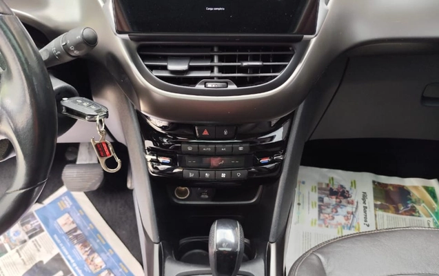 imagem-https://www.socarrao.com.br/sc-vehicle-images-prod/4309462/1791471958839-V2hhdHNBcHAgSW1hZ2UgMjAyNi0xMC0wOCBhdCAxMS40Ny40OCAoMikuanBlZw.jpeg