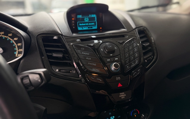 imagem-https://www.socarrao.com.br/sc-vehicle-images-prod/4309539/1791472391360-0d9c2e64-290b-4e0b-b200-34e90d219603.jpg