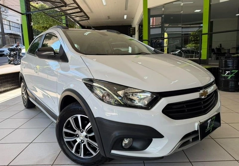 Chevrolet Onix 2018 Branco — foto 1 de 3