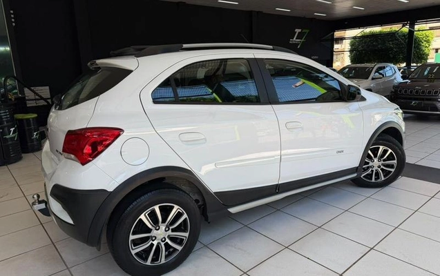 imagem-https://www.socarrao.com.br/sc-vehicle-images-prod/4309558/1791472582361-8508972_11_B_3513c70c04.jpeg
