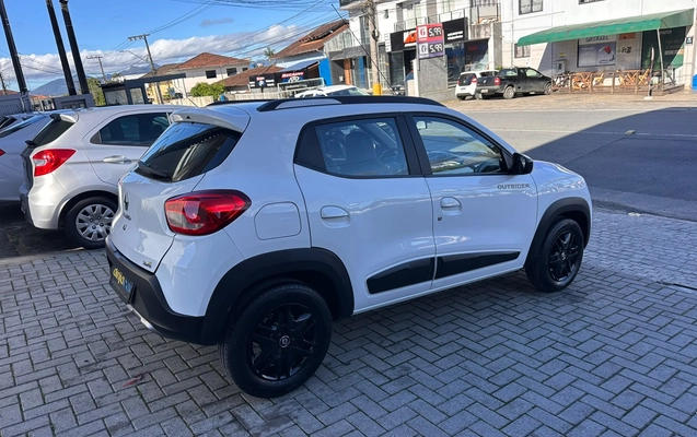 imagem-https://www.socarrao.com.br/sc-vehicle-images-prod/4309579/1791472910820-de3cb6ac-d02d-443c-83bd-5d5513110471.jpeg