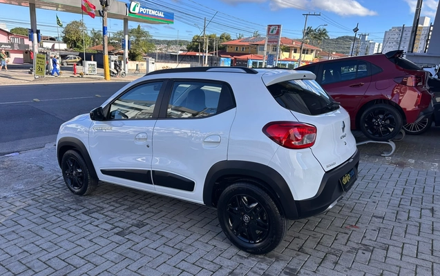 imagem-https://www.socarrao.com.br/sc-vehicle-images-prod/4309579/1791472910824-93e614ff-e125-4042-877a-0a09a744bb29.jpeg