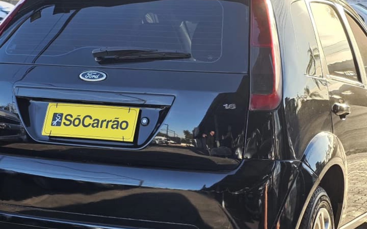 imagem-https://www.socarrao.com.br/sc-vehicle-images-prod/4309583/1791472953277-NmNiNDcxNWMtMjVkNC00Mzk0LTg3NTktYzc0OGE3MjRkYzNlLmpwZw.jpg