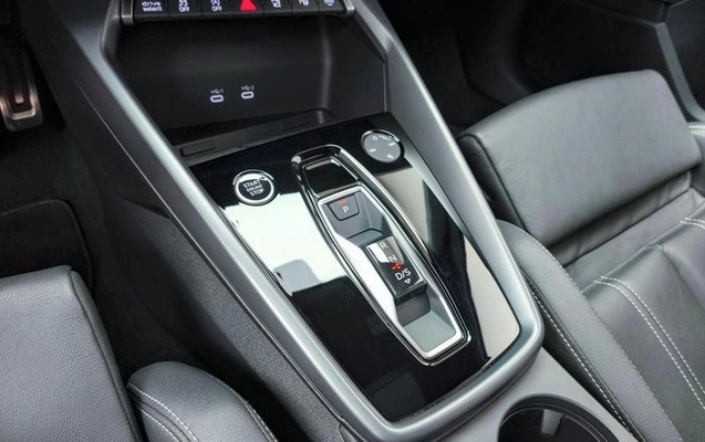 imagem-https://www.socarrao.com.br/sc-vehicle-images-prod/4309598/1791474009678-8552234_13_B_1f0c705ffa.jpeg