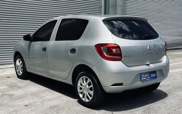 imagem-https://www.socarrao.com.br/sc-vehicle-images-prod/4309640/1791473289815-app-photos-uLBZyMBFsWkQ1rX9e1Vzf2Uij6CVSi0p.jpg