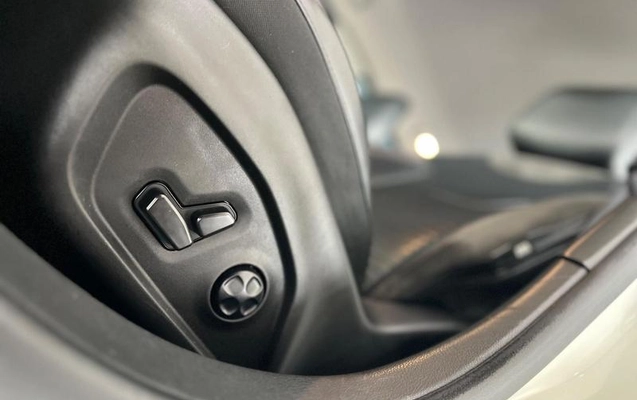 imagem-https://www.socarrao.com.br/sc-vehicle-images-prod/4309670/1792505929571-8555220_3_B_78f482f597.jpeg