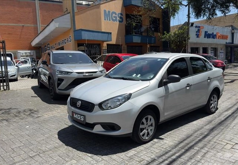 Fiat Grand Siena 1.0 EVO Flex 8V 4p 2021 Prata — foto 1 de 3