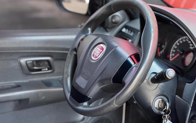 imagem-https://www.socarrao.com.br/sc-vehicle-images-prod/4310040/1791476267651-8527900_7_B_7530a5933e.jpeg