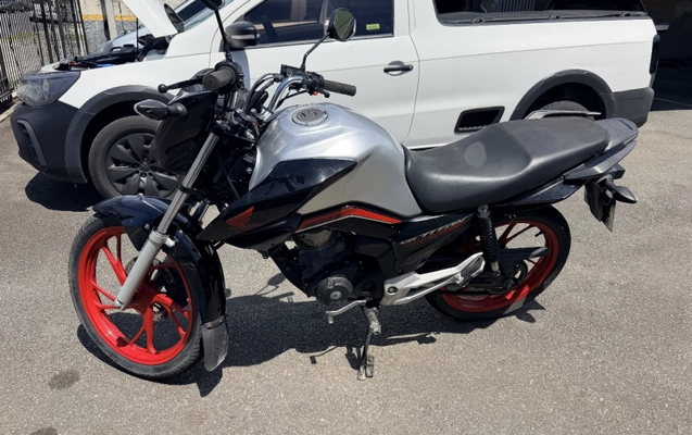 imagem-https://www.socarrao.com.br/sc-vehicle-images-prod/4310050/1791487192061-app-photos-WoX9oLqXbpDvHYUMIbDgH8TVuFhPhv9d.jpg