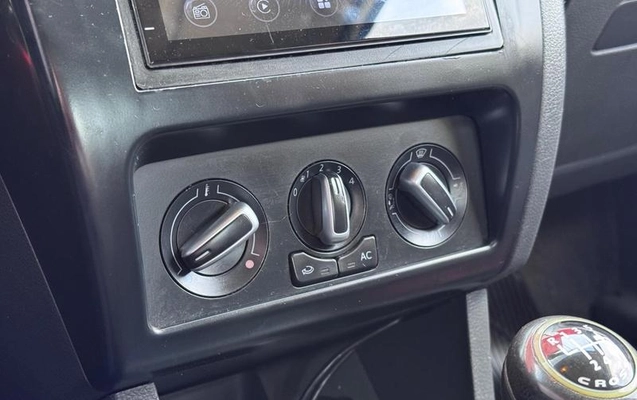 imagem-https://www.socarrao.com.br/sc-vehicle-images-prod/4310055/1791827889616-8553585_12_B_0d2cf39a01.jpeg