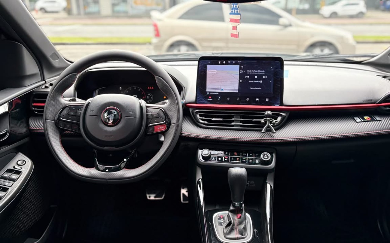 imagem-https://www.socarrao.com.br/sc-vehicle-images-prod/4310139/1791477171557-V2hhdHNBcHAgSW1hZ2UgMjAyNi0xMC0wNyBhdCAxMS4wNy4yMyAoMSkuanBlZw.jpeg