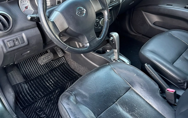 imagem-https://www.socarrao.com.br/sc-vehicle-images-prod/4310235/1791478005165-003_3ad4de59c5c9fd75844bfb029326a225.jpg