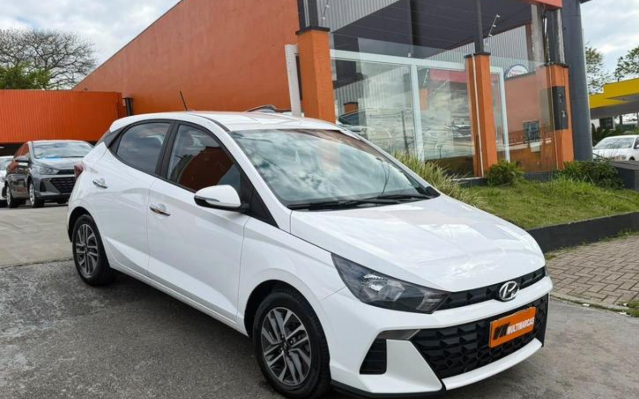 imagem-https://www.socarrao.com.br/sc-vehicle-images-prod/4310272/1791478207371-ODEzODcxOV8xNF9CXzM0YWQ3YzgxODAuanBlZw.jpeg