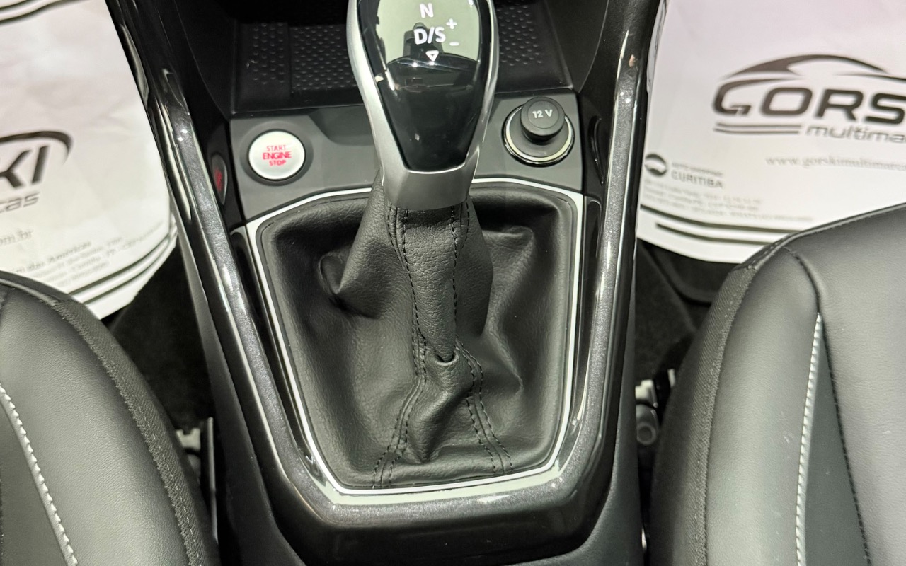 imagem-https://www.socarrao.com.br/sc-vehicle-images-prod/4310329/1791478667267-ZjBjZGY1NTktYmI1OC00N2FmLThiNWQtZThkNzU3YmZhZTI5LmpwZWc.jpeg