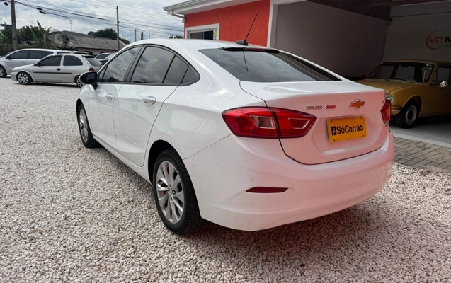 imagem-https://www.socarrao.com.br/sc-vehicle-images-prod/4310334/1791547358672-MDU2ZWNhYjEtZDhkMi00ZDE3LTgwYjctNmY4Zjg5NGJkYjY2LmpwZWc.jpeg
