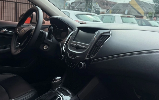 imagem-https://www.socarrao.com.br/sc-vehicle-images-prod/4310334/1791547359081-NDA2NDAyYjItZGMyMC00Y2JlLWJjYmEtMWI1MmU2YTU1YzBjLmpwZWc.jpeg