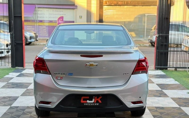 imagem-https://www.socarrao.com.br/sc-vehicle-images-prod/4310350/1791478877191-8506557_5_B_7b9d4f2898.jpeg