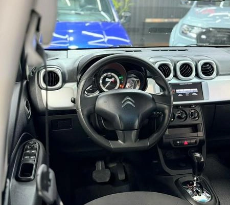 imagem-https://www.socarrao.com.br/sc-vehicle-images-prod/4310420/1791479236209-8533245_7_B_607c7dbd53.jpeg