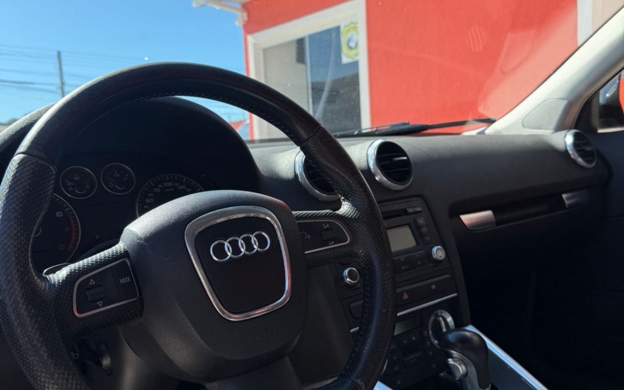 imagem-https://www.socarrao.com.br/sc-vehicle-images-prod/4310429/1791547231751-NDM4OTE4MWUtNTU1OC00ZjliLTg5NWYtNDIwMTYxN2YzNjg3LmpwZWc.jpeg
