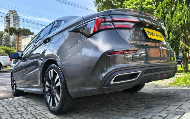 imagem-https://www.socarrao.com.br/sc-vehicle-images-prod/4310435/1792525926169-8555634_9_B_9837351cb9.jpeg