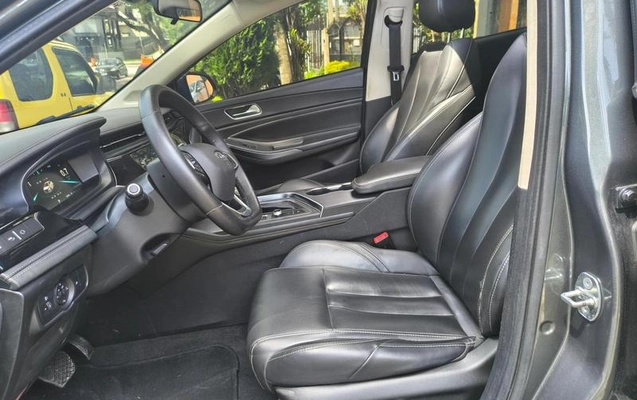 imagem-https://www.socarrao.com.br/sc-vehicle-images-prod/4310435/1792525926170-8555634_12_B_00265dd357.jpeg