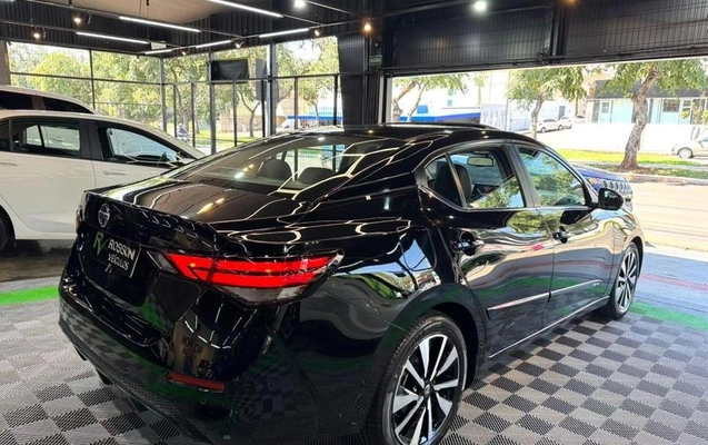 imagem-https://www.socarrao.com.br/sc-vehicle-images-prod/4310449/1791479589444-8555715_10_B_f0cbc2d1e4.jpeg