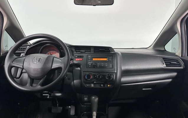 imagem-https://www.socarrao.com.br/sc-vehicle-images-prod/4310497/1791479896172-8523569_9_B_7f9c876b3f.jpeg