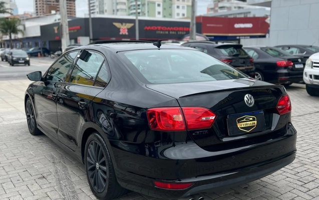 imagem-https://www.socarrao.com.br/sc-vehicle-images-prod/4310537/1791480145694-gb-1c2e4eb.jpeg