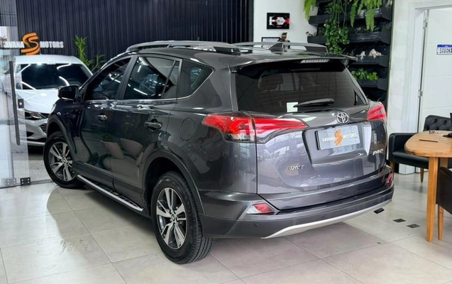 imagem-https://www.socarrao.com.br/sc-vehicle-images-prod/4310542/1791480178604-8533343_4_B_63c6bd88a4.jpeg