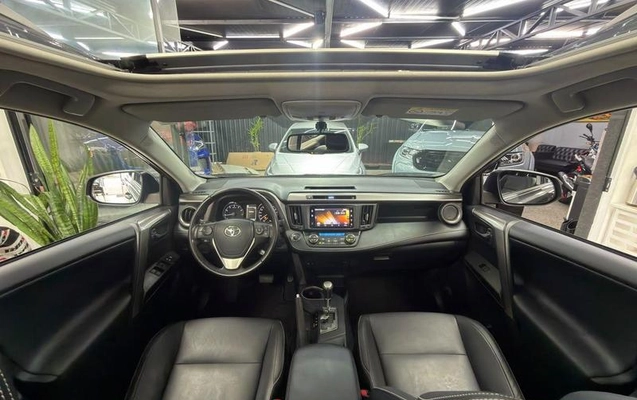 imagem-https://www.socarrao.com.br/sc-vehicle-images-prod/4310542/1791480178619-8533343_14_B_4154c85dbb.jpeg