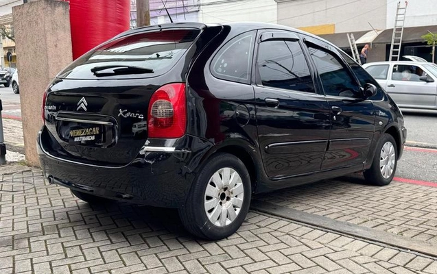 imagem-https://www.socarrao.com.br/sc-vehicle-images-prod/4310543/1792004224449-8554436_16_B_c64b7ed36d.jpeg